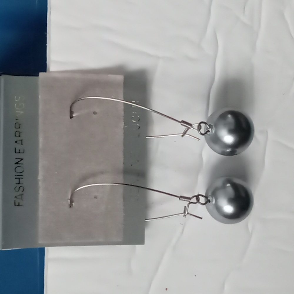 🌼Gray Fashion Earrings
